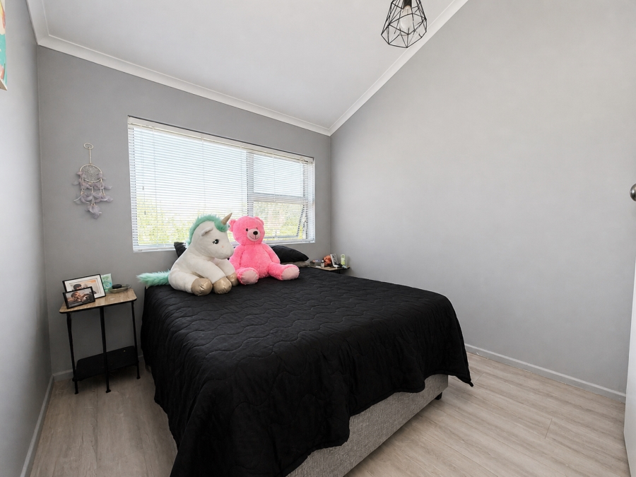 2 Bedroom Property for Sale in Table View Western Cape